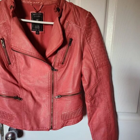 Stunning pink moto jacket by Guess jeans. - Picture 3 of 11